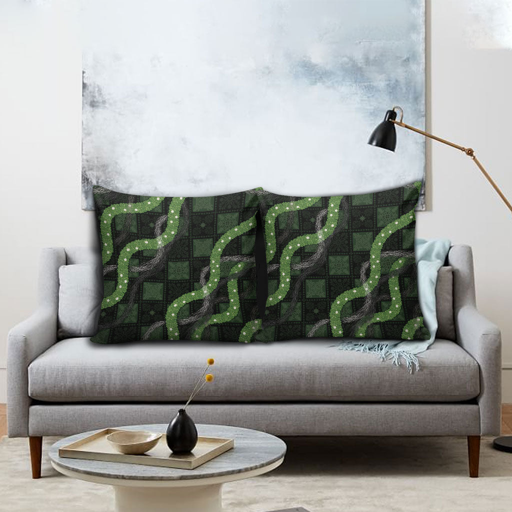 Hawaiian Quilt Pillow Cover Pele Hair Hinahina Lei Black Version