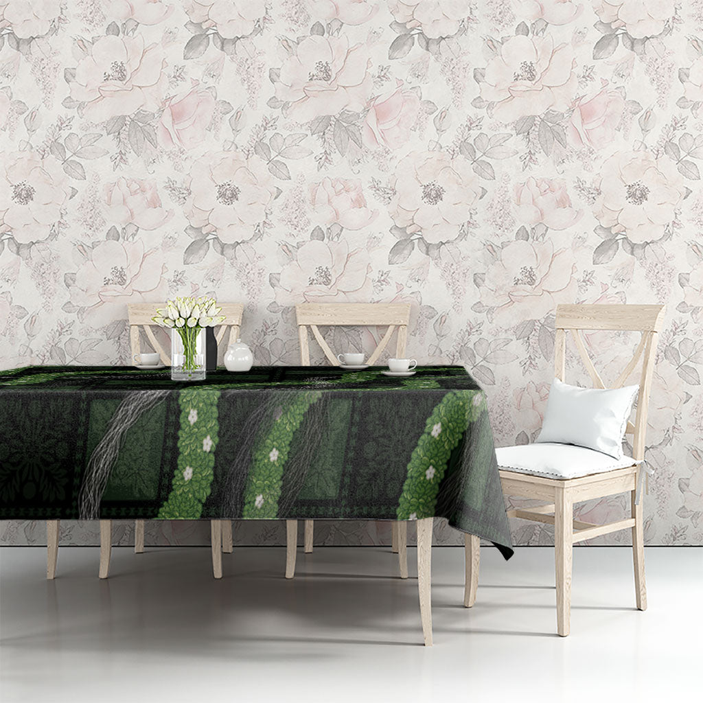 Hawaiian Quilt Tablecloth Pele Hair Hinahina Lei Black Version