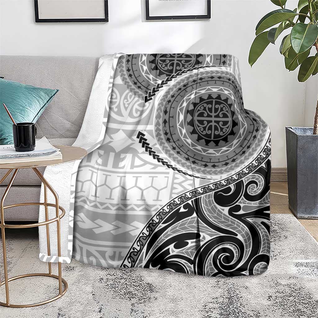 New Zealand White Maori Koru Simple Style Blanket LT05 - Polynesian Pride