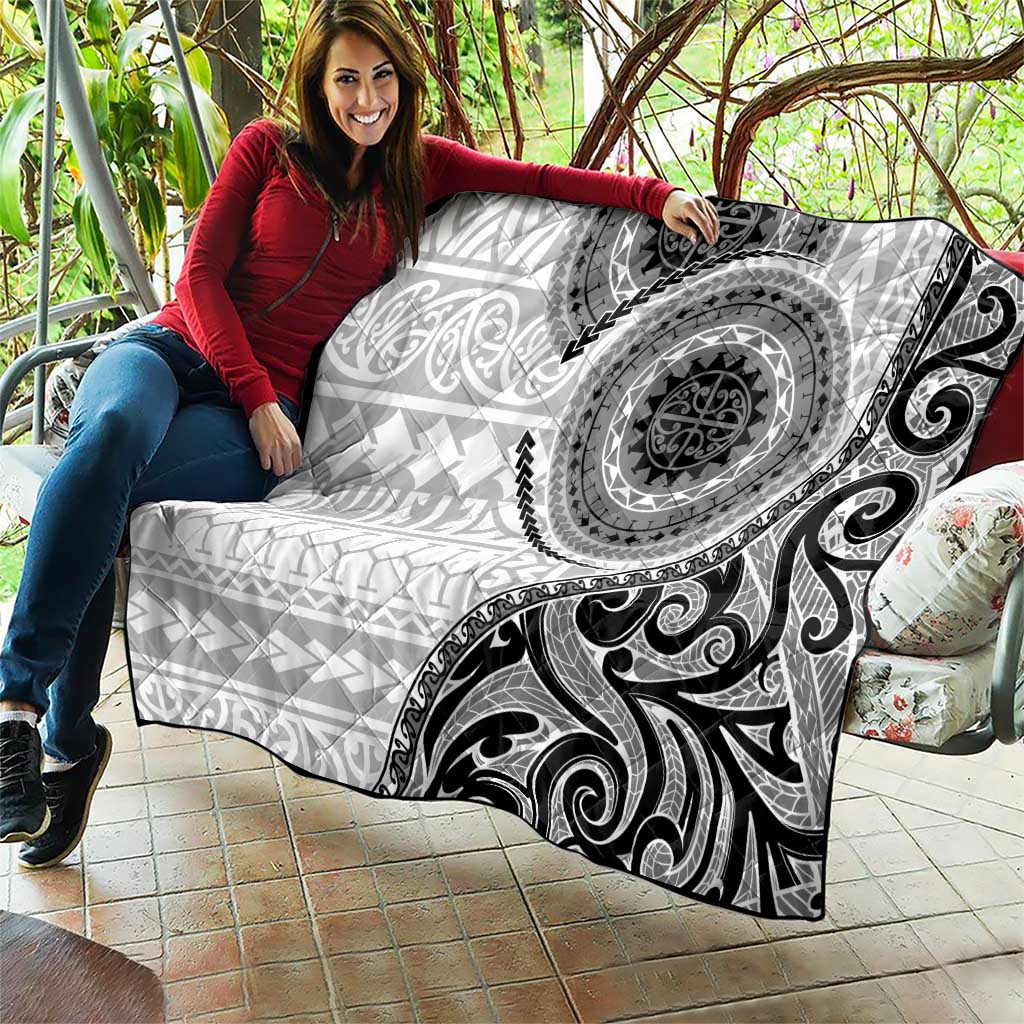 New Zealand White Maori Koru Simple Style Quilt