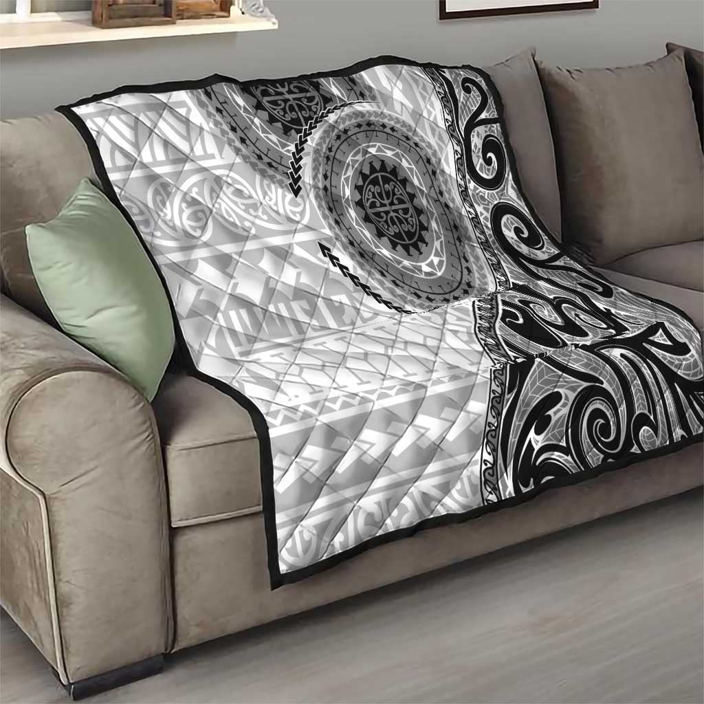 New Zealand White Maori Koru Simple Style Quilt