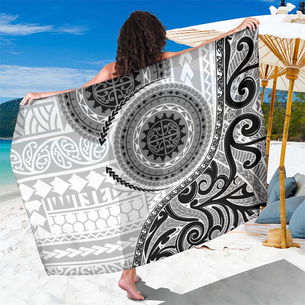 New Zealand White Maori Koru Simple Style Sarong