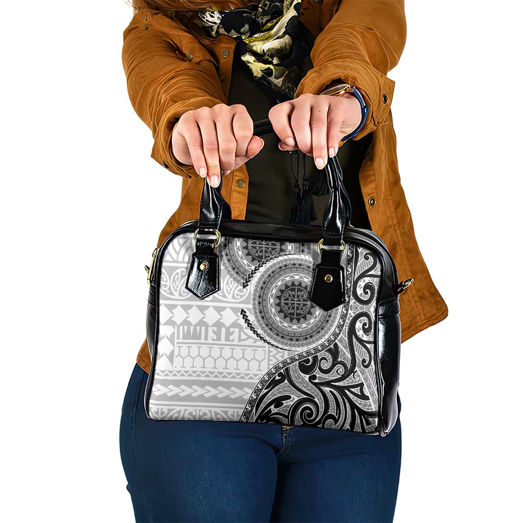 New Zealand White Maori Koru Simple Style Shoulder Handbag