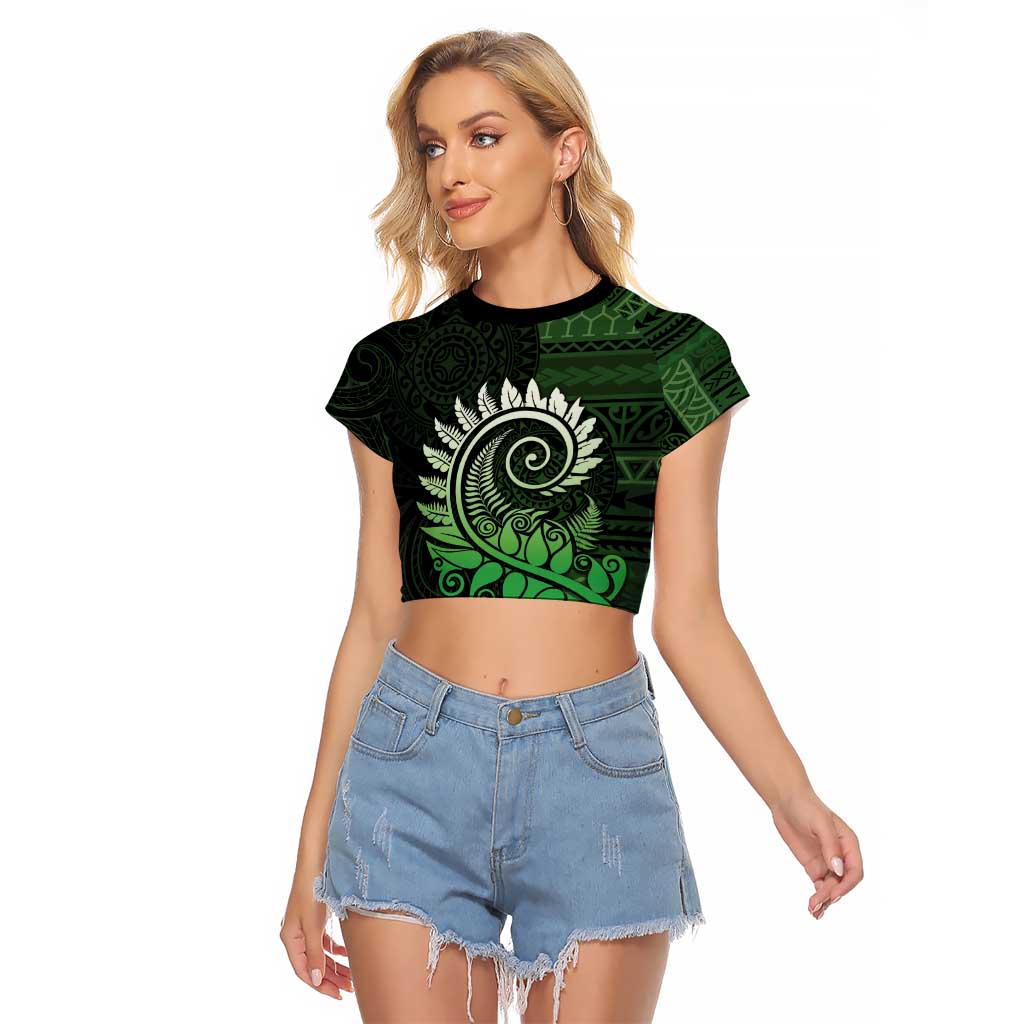 New Zealand Maori Koru Fern Raglan Cropped T Shirt Spiral Polynesian Style Green