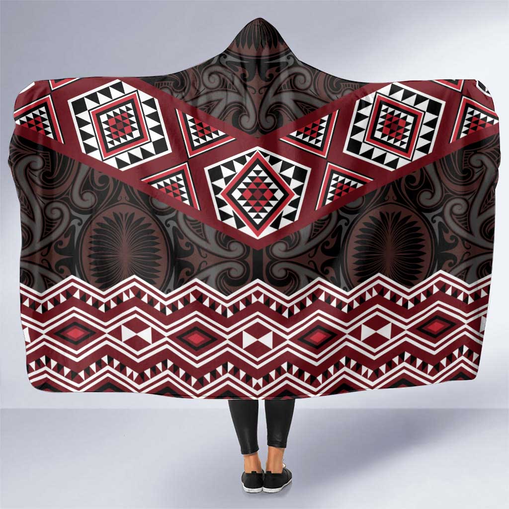New Zealand Aotearoa Hooded Blanket Red Taniko Art Maori Pattern LT05 One Size Red - Polynesian Pride