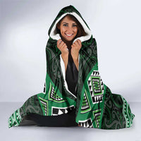 New Zealand Aotearoa Hooded Blanket Green Taniko Art Maori Pattern LT05 - Polynesian Pride