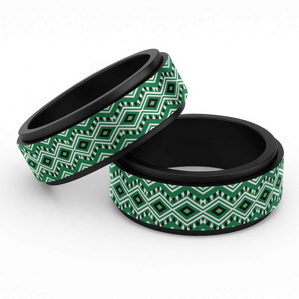 New Zealand Aotearoa Spinner Ring Green Taniko Art Maori Pattern LT05 Black Green - Polynesian Pride