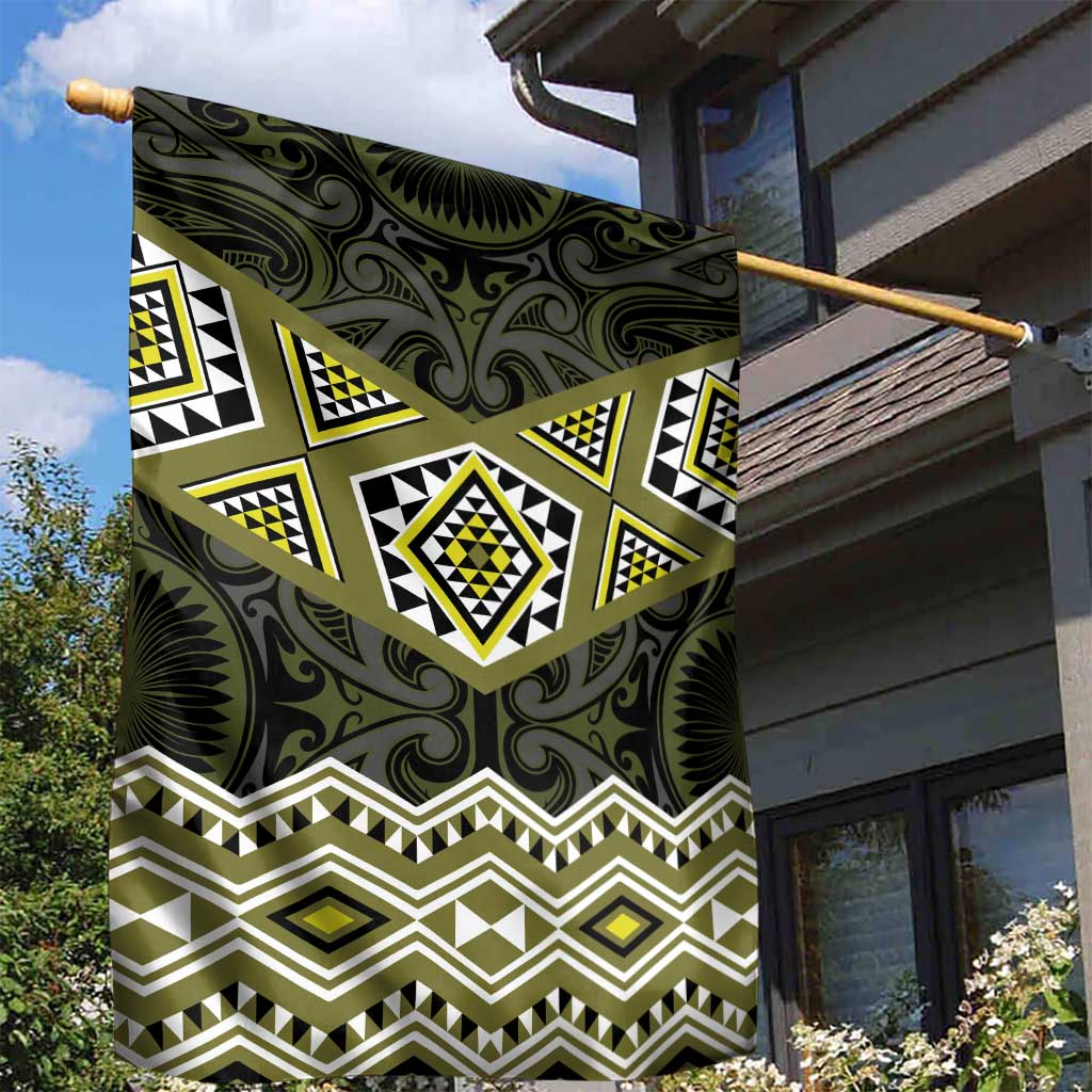 New Zealand Aotearoa Garden Flag Yellow Taniko Art Maori Pattern LT05 - Polynesian Pride