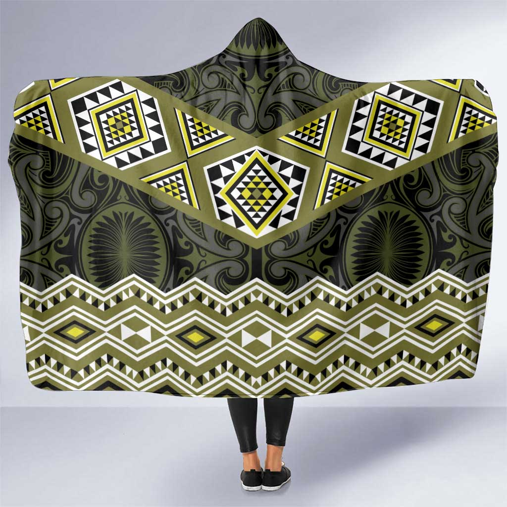 New Zealand Aotearoa Hooded Blanket Yellow Taniko Art Maori Pattern LT05 One Size Yellow - Polynesian Pride