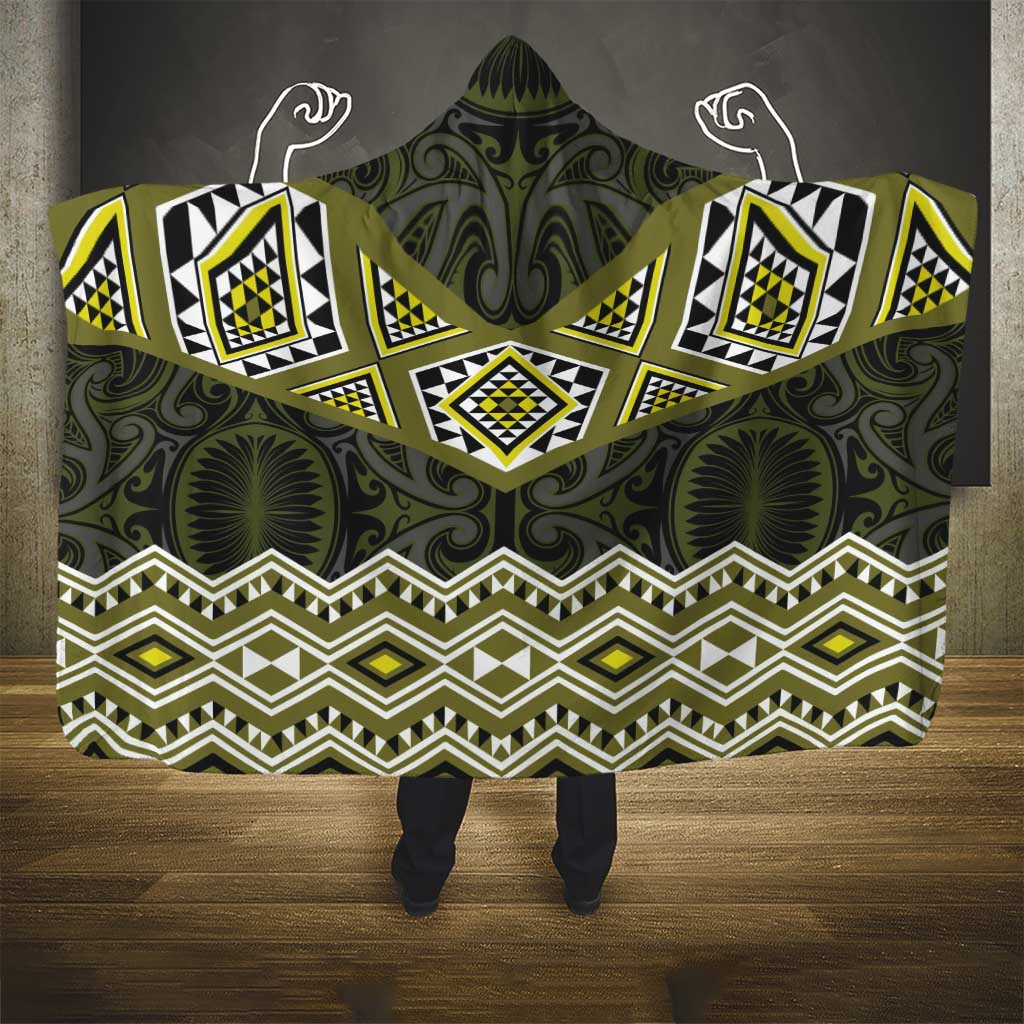 New Zealand Aotearoa Hooded Blanket Yellow Taniko Art Maori Pattern LT05 - Polynesian Pride