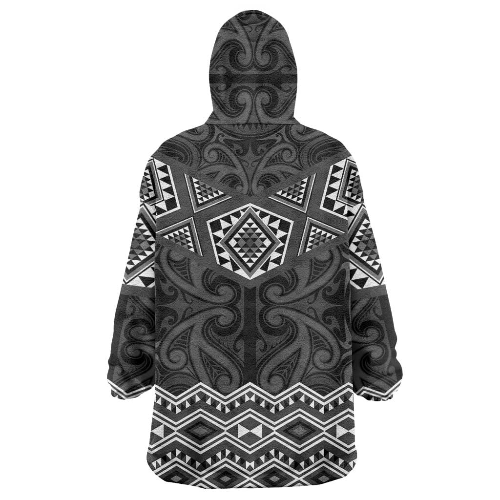 New Zealand Aotearoa Wearable Blanket Hoodie Black Taniko Art Maori Pattern LT05 - Polynesian Pride