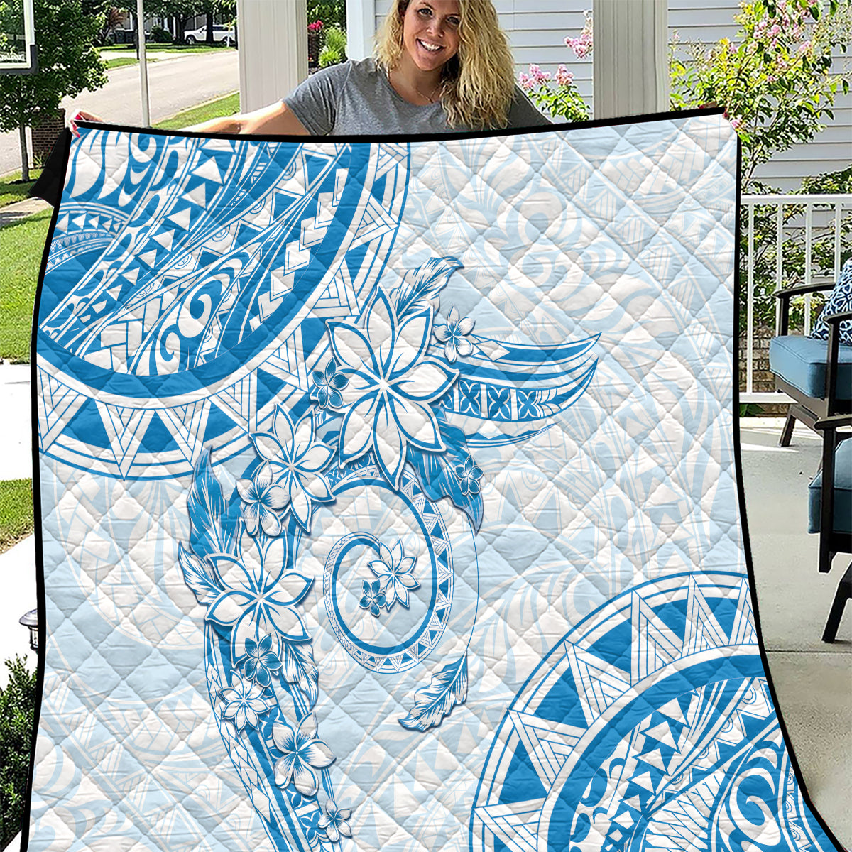 Polynesian Pattern With Plumeria Flowers Quilt Blue