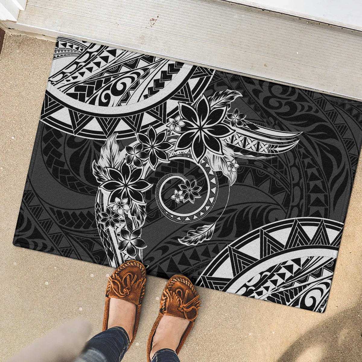 Polynesian Pattern With Plumeria Flowers Rubber Doormat Black LT05 - Polynesian Pride