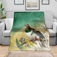 New Zealand Pigeon Kereru Blanket Maori Fern Art Green Gradient LT05 - Polynesian Pride