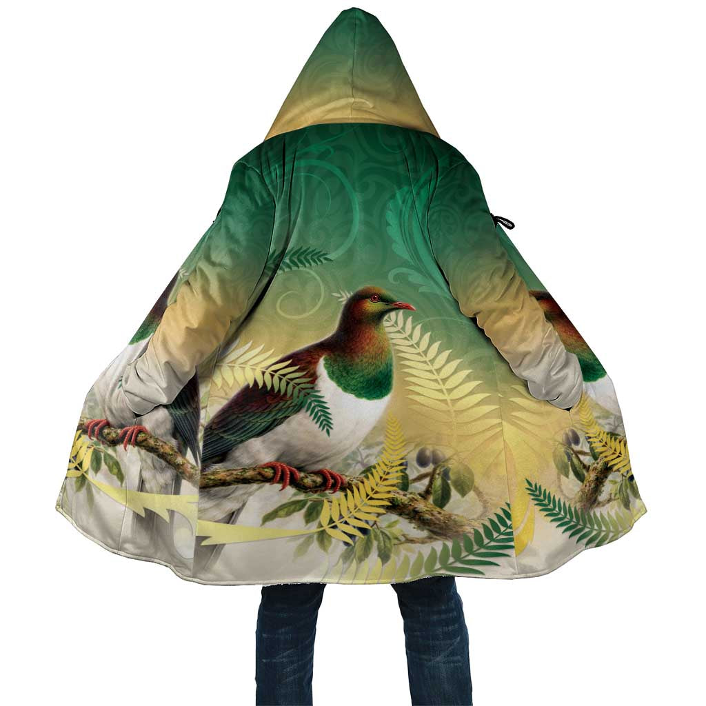 New Zealand Pigeon Kereru Cloak Maori Fern Art Green Gradient LT05 Unisex Green - Polynesian Pride