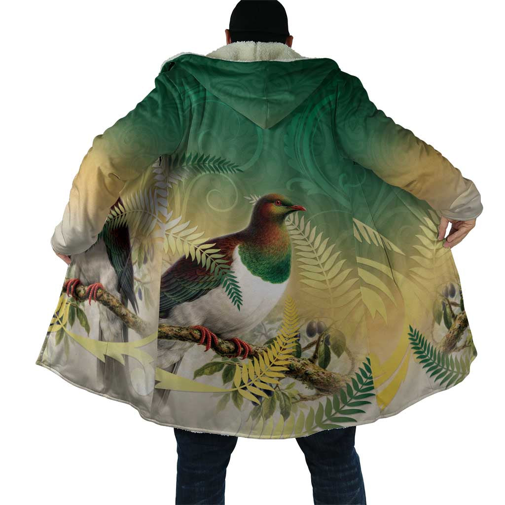 New Zealand Pigeon Kereru Cloak Maori Fern Art Green Gradient LT05 - Polynesian Pride
