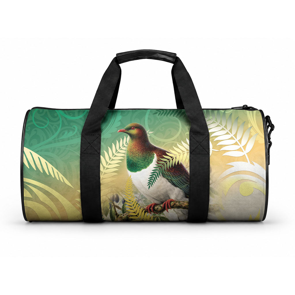 New Zealand Pigeon Kereru Duffle Bag Maori Fern Art Green Gradient LT05 One size Green - Polynesian Pride