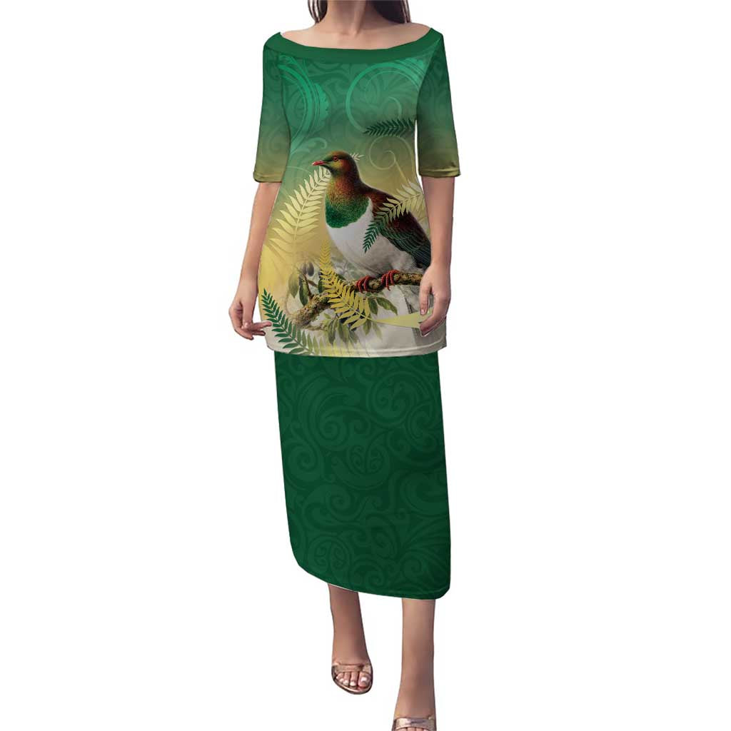 New Zealand Pigeon Kereru Family Matching Puletasi and Hawaiian Shirt Maori Fern Art Green Gradient - Polynesian Pride