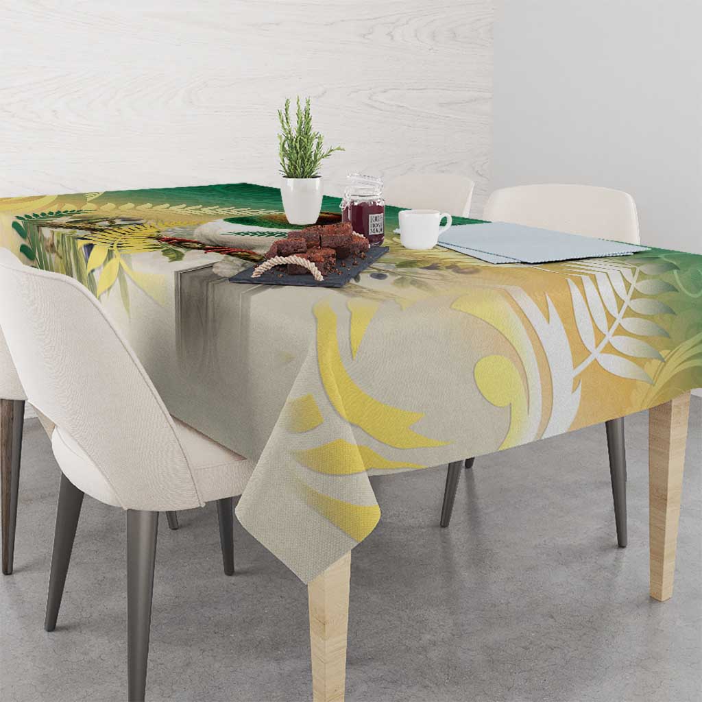 New Zealand Pigeon Kereru Tablecloth Maori Fern Art Green Gradient - Polynesian Pride
