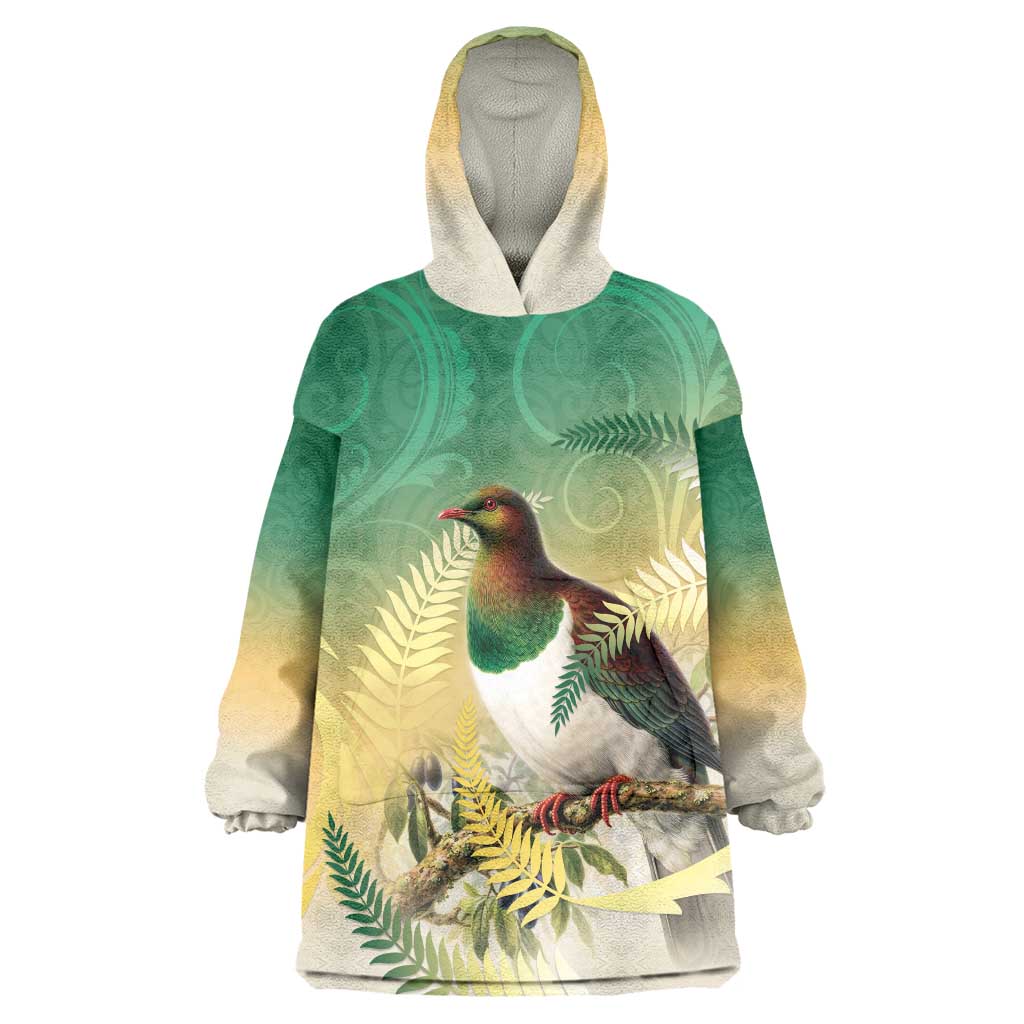 New Zealand Pigeon Kereru Wearable Blanket Hoodie Maori Fern Art Green Gradient - Polynesian Pride