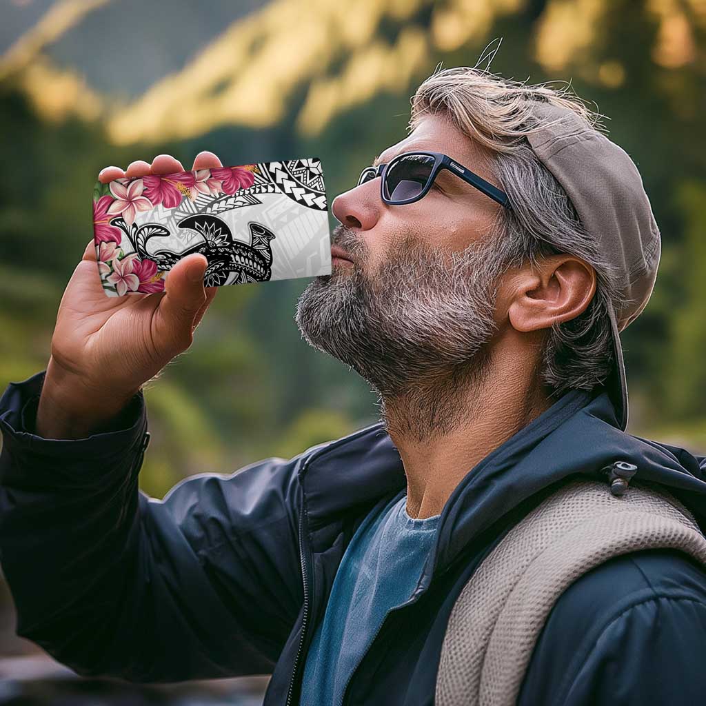 White Polynesian Hammerhead Shark Tribal Pattern 4 in 1 Can Cooler Tumbler