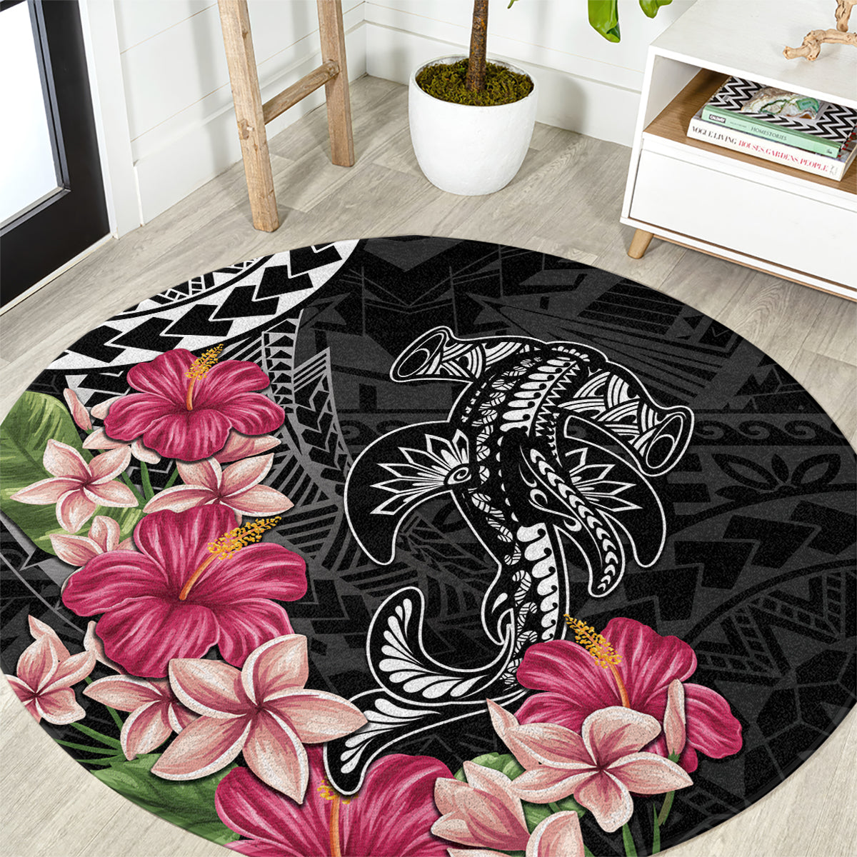 Black Polynesian Hammerhead Shark Tribal Pattern Round Carpet