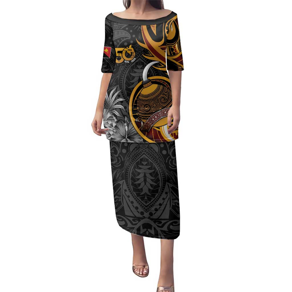 Personalised Papua New Guinea Family Matching Puletasi and Hawaiian Shirt Happy 50th Independence Anniversary LT05 Mom's Dress Black - Polynesian Pride