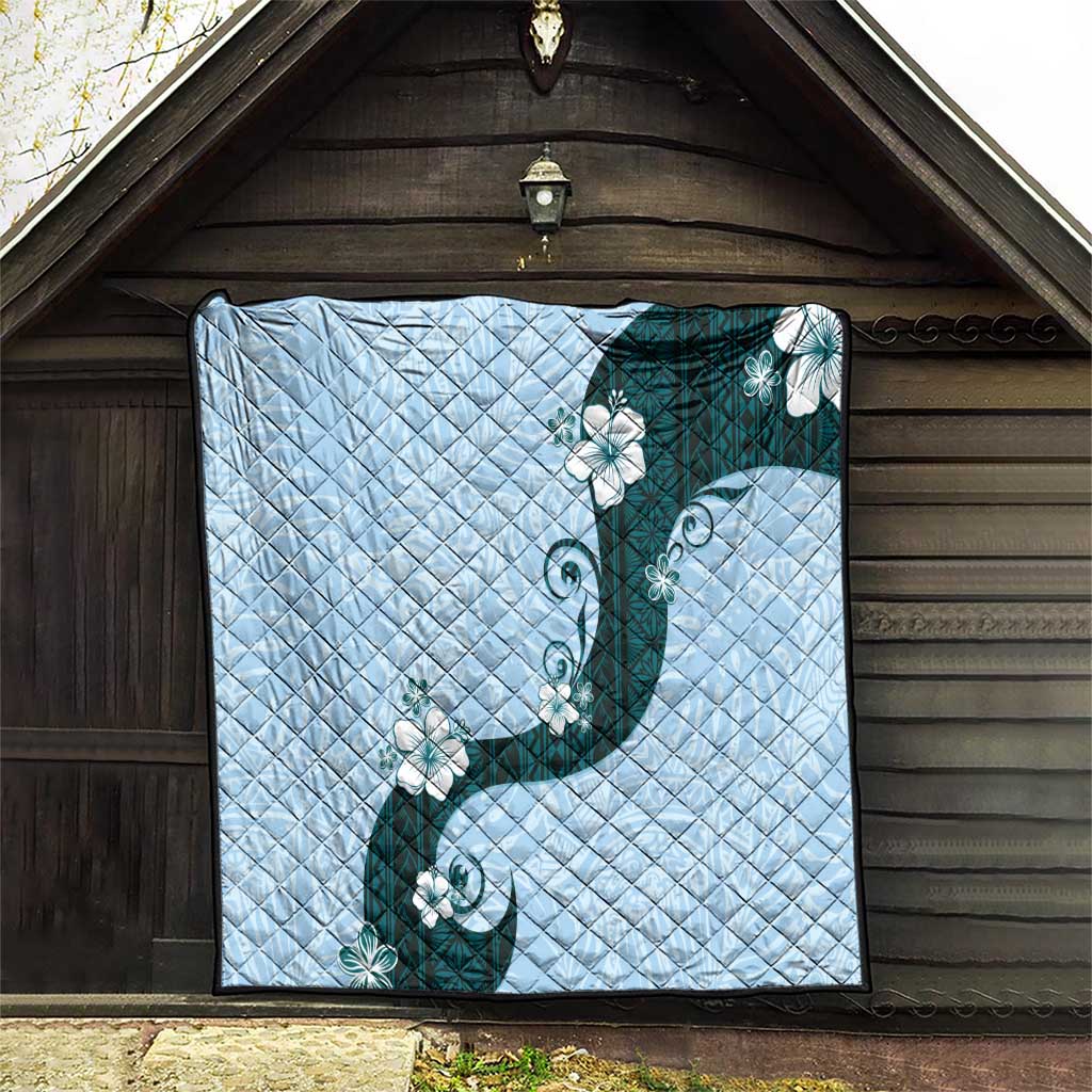 Polynesia Hibiscus Quilt Sky Blue Curve Motif - Polynesian Pride