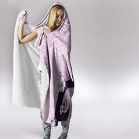 Polynesia Hibiscus Hooded Blanket Thistle Curve Motif - Polynesian Pride