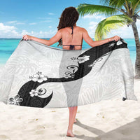Polynesia Hibiscus Sarong White Curve Motif - Polynesian Pride