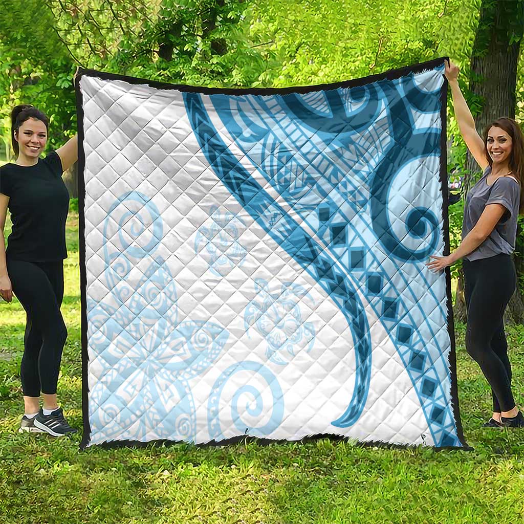 Blue Polynesian Tribal Turtle Floral Pattern Quilt