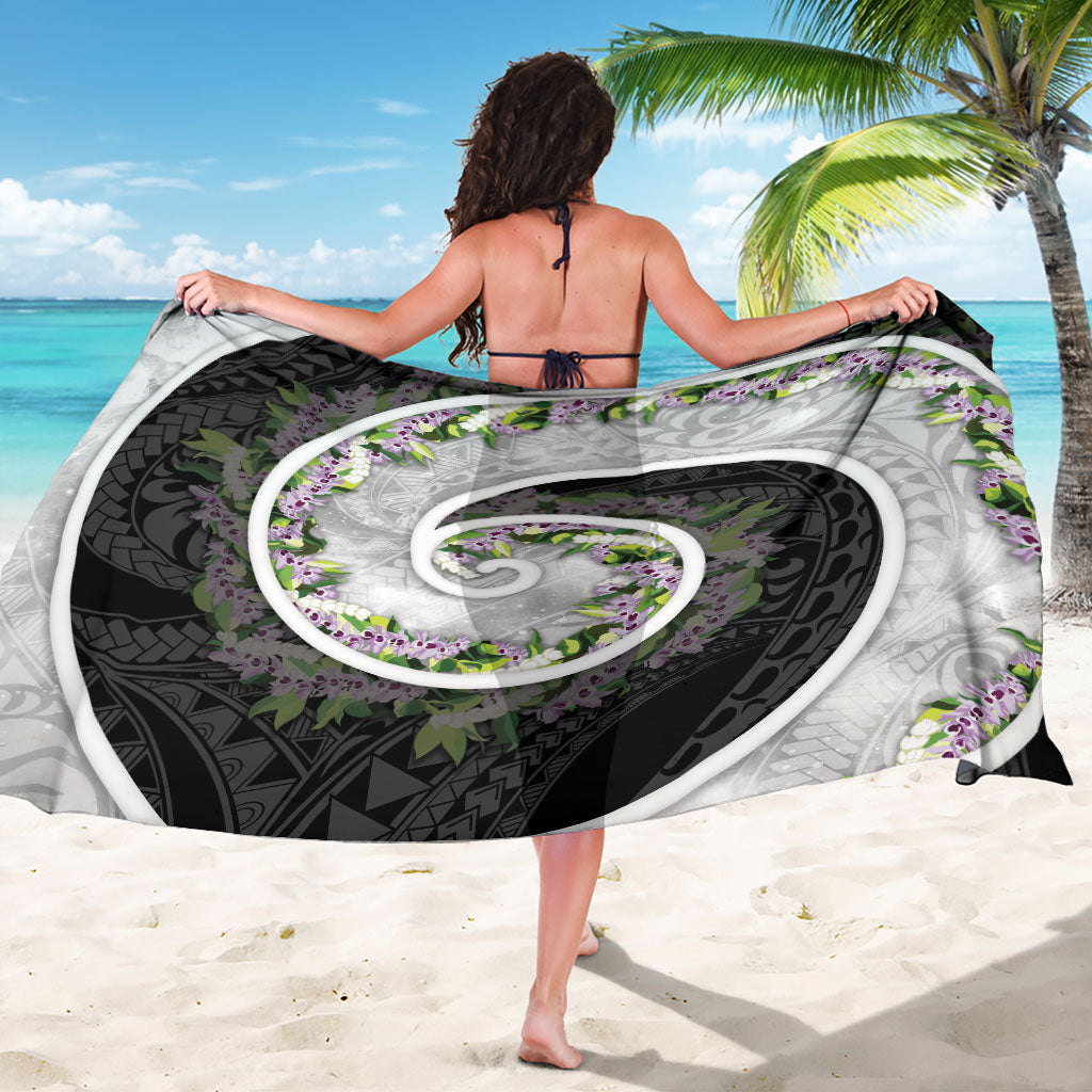 Piko Hawaii Sarong Polynesian Pattern With Maile Pikake Honohono Lei