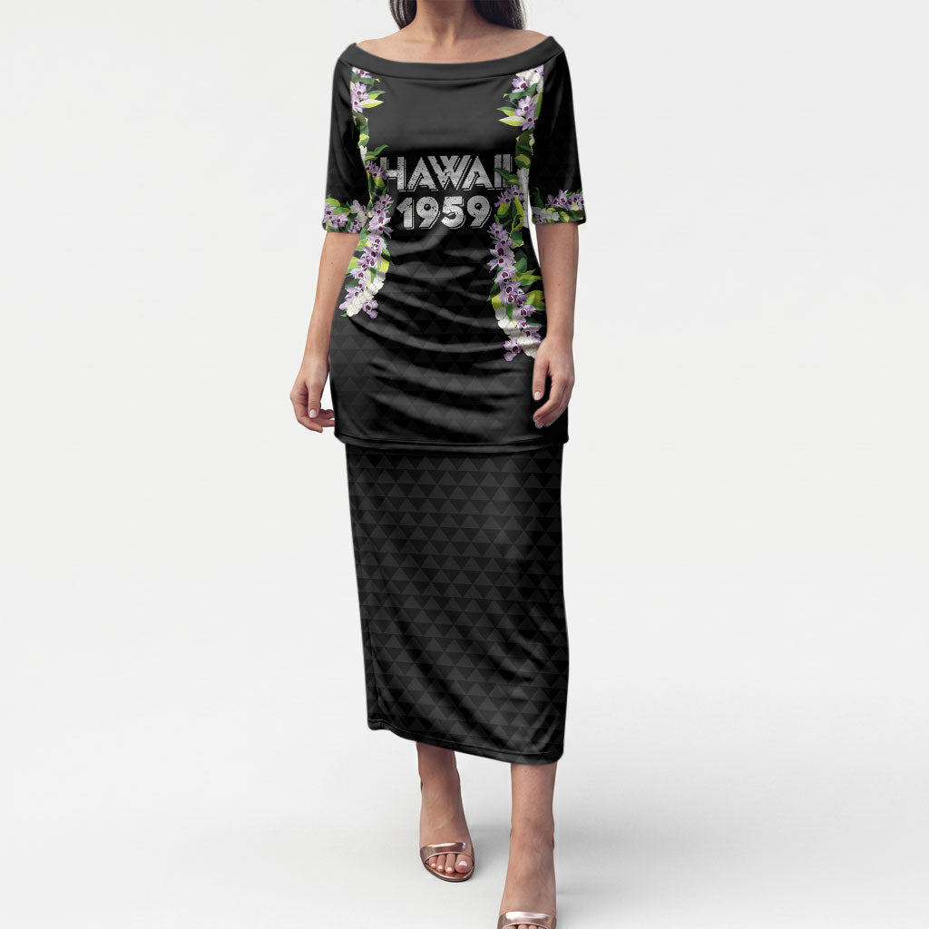 Hawaii Statehood Day Puletasi Kakau Pattern With Maile Pikake Honohono Lei LT05 Long Dress Black - Polynesian Pride