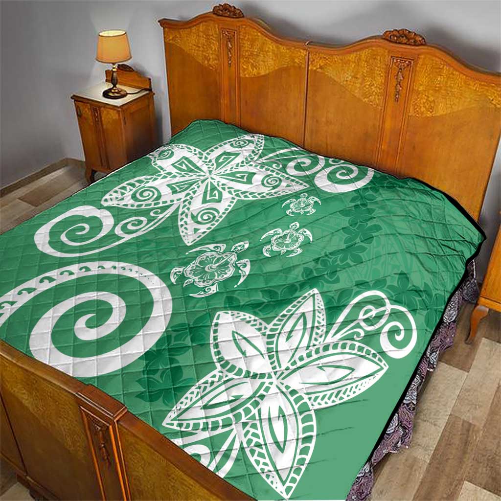 Polynesia Quilt Green Tribal Turtle Floral Pattern
