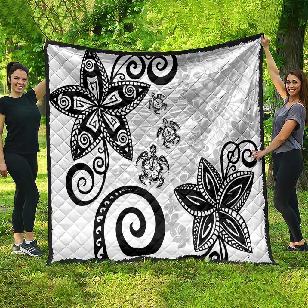 Polynesia Quilt White Tribal Turtle Floral Pattern