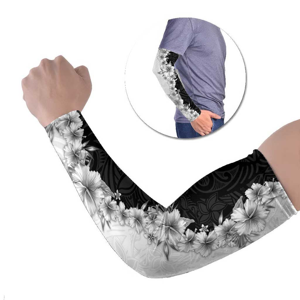 Hawaii Hibiscus Flowers Arm Sleeves Grayscale Polynesian Pattern LT05 Set of 2 Black - Polynesian Pride