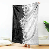 Hawaii Hibiscus Flowers Blanket Grayscale Polynesian Pattern LT05 - Polynesian Pride