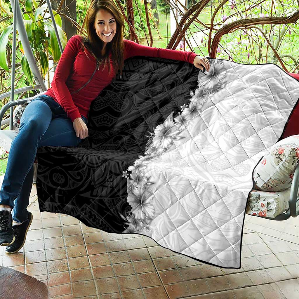 Hawaii Hibiscus Flowers Quilt Grayscale Polynesian Pattern LT05 - Polynesian Pride