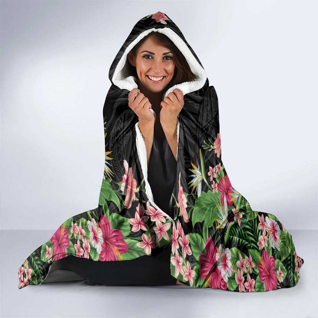 Hawaii Tropical Flowers Hooded Blanket Black Polynesian Tattoo Art LT05 - Polynesian Pride