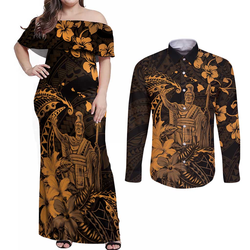 Hawaii King Kamehameha Day Couples Matching Off Shoulder Maxi Dress and Long Sleeve Button Shirt Polynesian Pattern Mix Hibiscus Gold