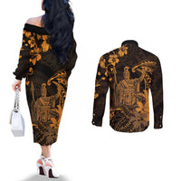 Hawaii King Kamehameha Day Couples Matching Off The Shoulder Long Sleeve Dress and Long Sleeve Button Shirt Polynesian Pattern Mix Hibiscus Gold