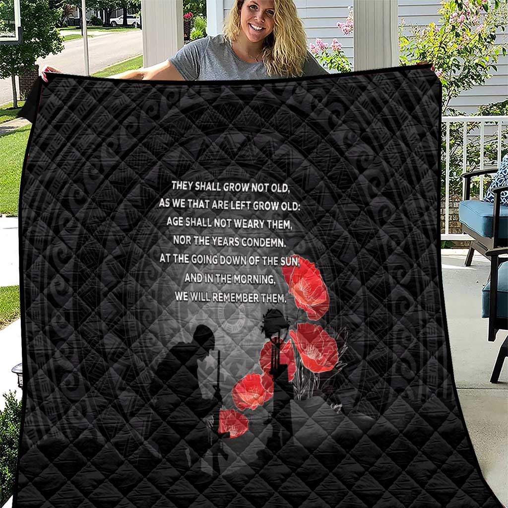 Cook Islands ANZAC Day Quilt Soldier Silhouette Remembrance LT05 Black - Polynesian Pride