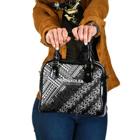Hawaii Papakolea Born And Raised Shoulder Handbag Hawaiian Tribal Pattern LT05 One Size Black - Polynesian Pride
