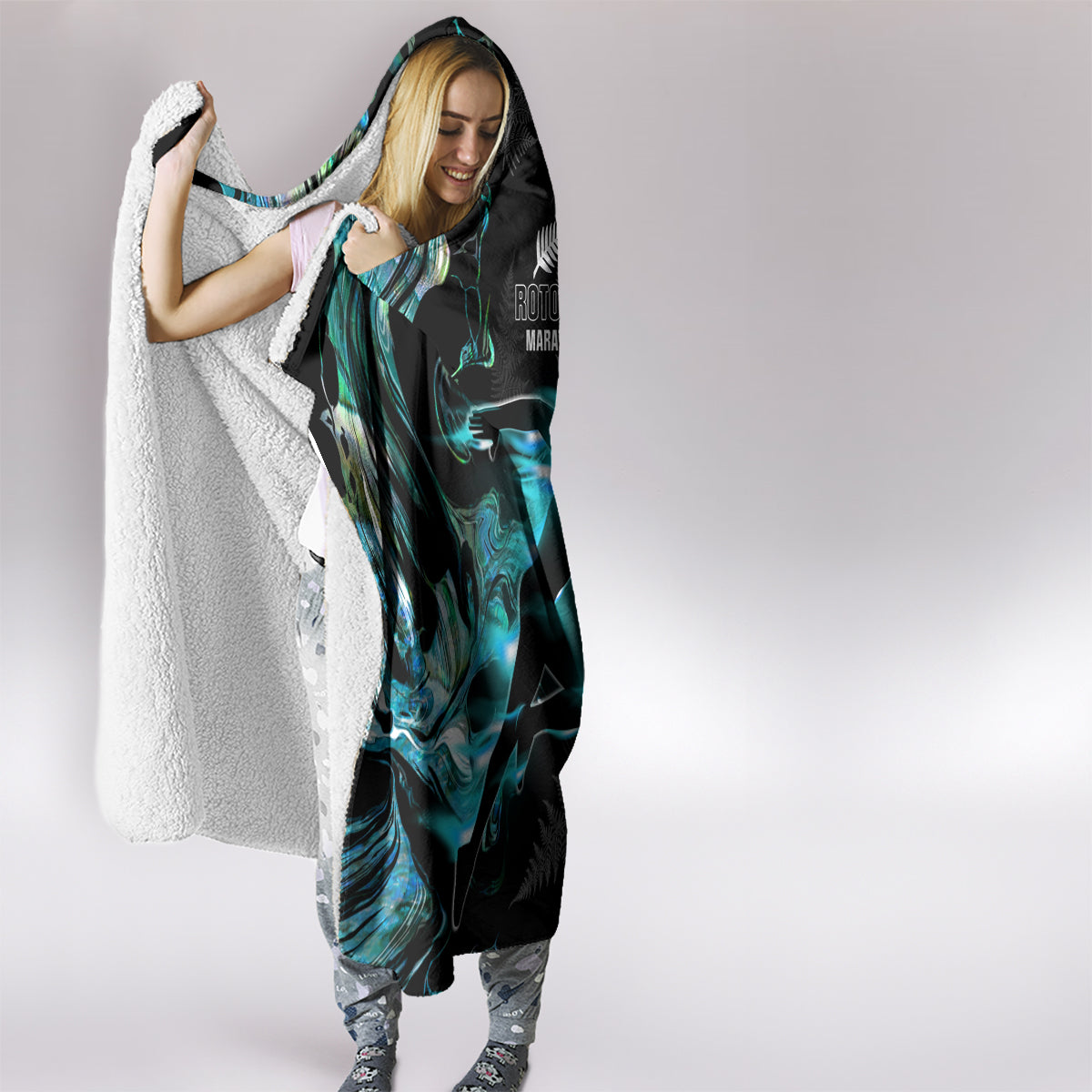 New Zealand Marathon Hooded Blanket Silver Fern Paua Shell Simple Style LT05 - Polynesian Pride