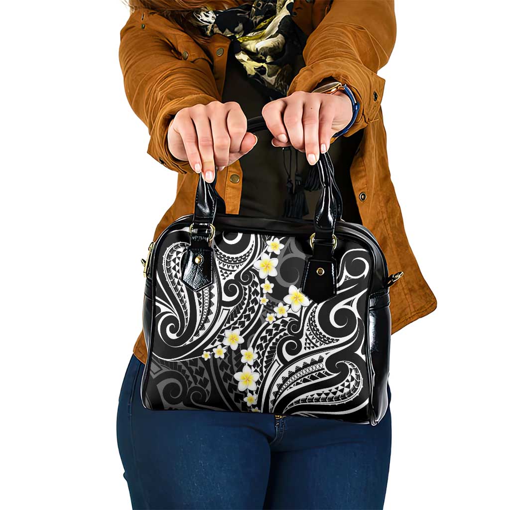 Plumeria With Black Polynesian Tattoo Pattern Shoulder Handbag