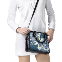 Plumeria With Blue Polynesian Tattoo Pattern Shoulder Handbag
