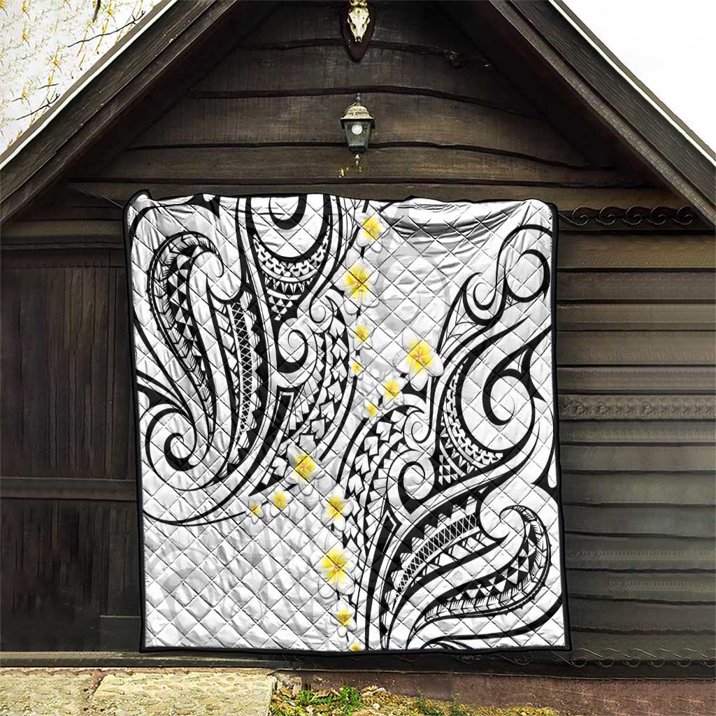 Plumeria With White Polynesian Tattoo Pattern Quilt