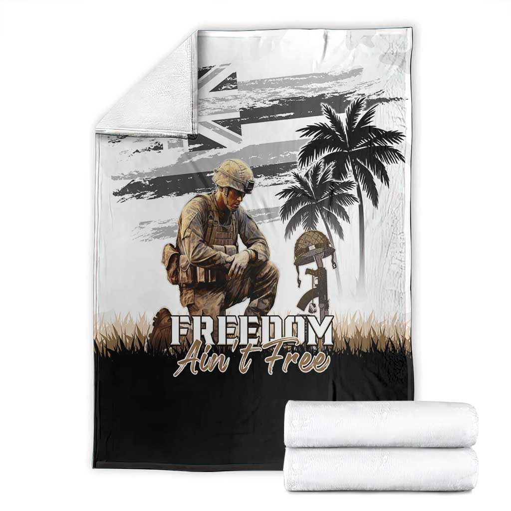 Hawaii Veterans Day Blanket Honor The Fallen Flag Grunge Style LT05 - Polynesian Pride