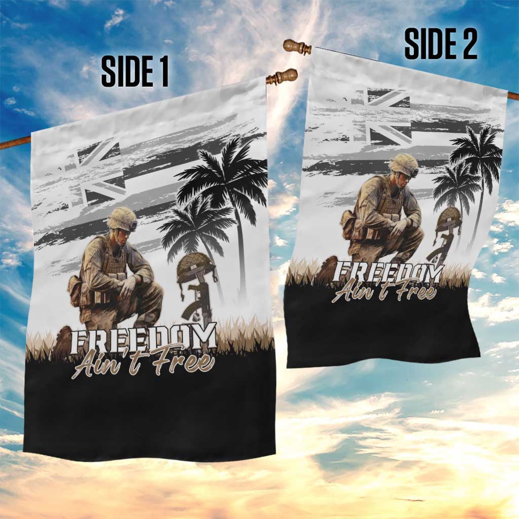 Hawaii Veterans Day Garden Flag Honor The Fallen Flag Grunge Style LT05 - Polynesian Pride