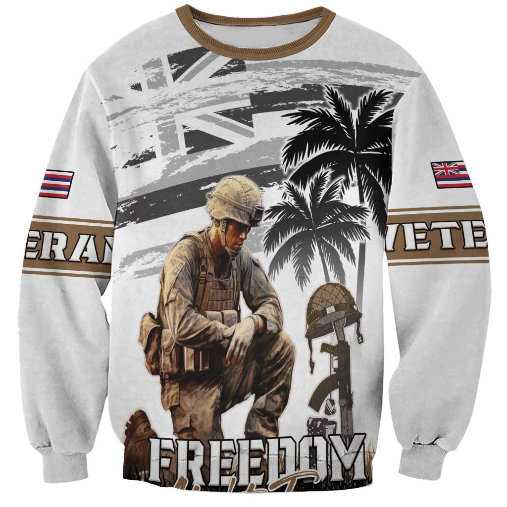 Hawaii Veterans Day Sweatshirt Honor The Fallen Flag Grunge Style LT05 Unisex White - Polynesian Pride